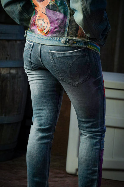 Re-Volve: Denim Jeans 39